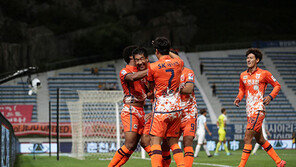 2위 제주 vs 3위 울산…7G연속무패냐? 8G연속무패냐?