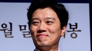 박희순, 하반기 ‘브이아이피’부터 ‘물괴’까지…新다작왕