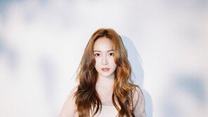 제시카, 10주년 앨범으로 해외에선 ‘펄펄’