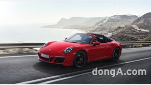 포르쉐코리아, 신형 ‘911 4 GTS’ 출시… 최고 속도 300km 거뜬히 달성