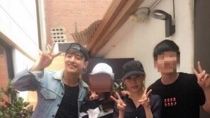 ‘입대’ 강하늘, 아이유와 ‘이태원 데이트’? 알고 보니…