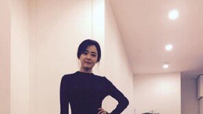 “자극 받으려고 보는 사진”…문근영, 성숙미 넘치는 미모에 ‘헉’