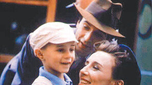 [내 마음에 작품하나] 아직도 잊을 수 없는 아버지 귀도의 슬픈 윙크 