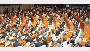 국민의당, 캐스팅보트 위력… 39명중 절반이상 반대표