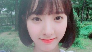 ‘란제리 소녀시대’ 보나, SNS 셀카…“예쁘게 봐 주세요”