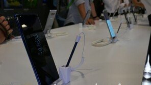 [화보]삼성전자, ‘갤럭시 노트8’ 공개… 동급 최고 성능