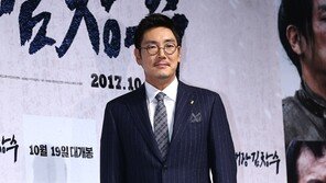 [동아포토]조진웅 ‘아재파탈의 중심’