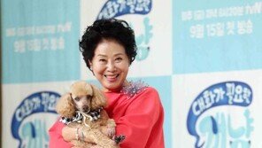 [동아포토]선우용여, 남다른 반려견 사랑