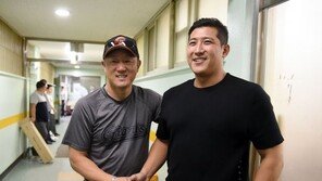 [런다운] 황재균 기습 출현에 후끈 달아오른 잠실구장