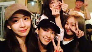 씨스타 출신 다솜, 완전체 4인방 사진 공개…“한결 같은 우정”