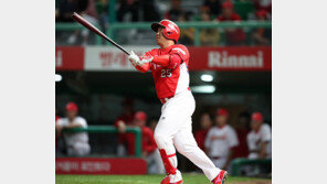 KIA의 사이클은 ‘아홉수’ 넘긴 이범호 방망이를 따라돈다