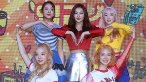 [동아포토]엘리스, 상큼발랄 매력.. 하트장인