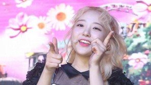 [동아포토]엘리스 혜성, 삼촌팬 사로잡는 애교