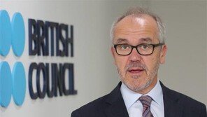 프라이어 “英 돌아갈때 딱 하나만 챙기라면… 한국 도자기죠”