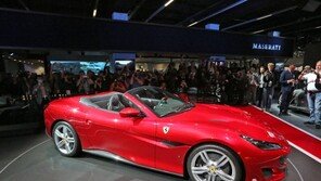 [2017 프랑크푸르트모터쇼]페라리 ‘포르토피노’ 최초 공개… 차세대 컨버터블 GT