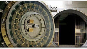 [대박! 이거 봤어?] KFC의 비밀 레시피가 금고 안에 있다니…