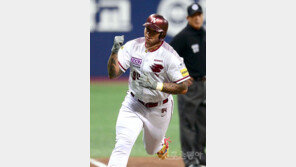 [베이스볼 피플] ‘괴력男’ 초이스가 말하는 넥센, 그리고 2013 오클랜드