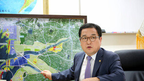 “기반시설 조기 구축해 글로벌 무역 중심지로 만들겠다”