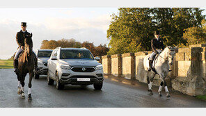 쌍용차 ‘G4 렉스턴’ 영국 상륙