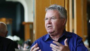 한준희 “김호곤, 축구협회 신로도 하락에 한 몫…신태용 내치는 것은 불가”