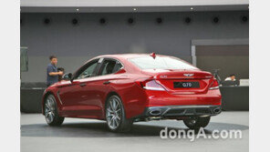‘제네시스 G70’ 외관 살펴보니… 크기로 ‘BMW 3시리즈’ 압도