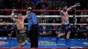 골로프킨vs알바레즈, 12R 접전 끝에 ‘무승부’