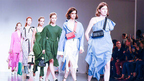 현대百그룹 ‘덱케’ 2년 연속 런던 패션위크 참가
