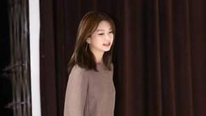 [동아포토]김진경 ‘롱다리 황새워킹’