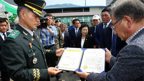 만년필과 함께 66년만에 돌아온 결사유격대원