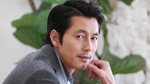 ‘정우성 등 투자 사기’ 유명 방송작가, 징역 5년→7년 선고