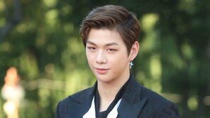 [동아포토]워너원 강다니엘, 빛나는 대세남