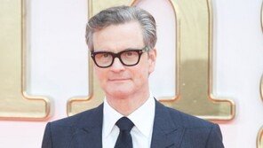 [스타, 명예의 전당②] 콜린 퍼스의 슈트 패션…완벽한 비주얼, 환갑 맞아?