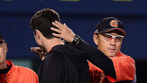 “다들 고생했다” 롯데 5년만의 가을야구 이끈 조원우의 소회