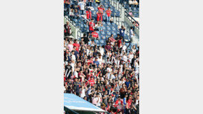 ‘적의 적은 내 친구’ 리그 막바지 진풍경 연출