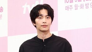 ‘드라마 복귀’ 이민기 “제 직업에 따르는 책임 배워, 행동 더욱 신중”