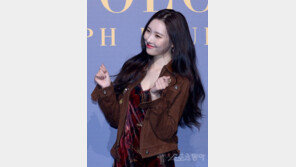 [포토] 선미 ‘사랑스러운 하트 발사~’