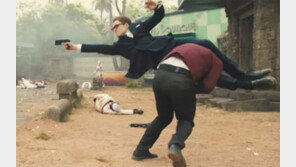 ‘킹스맨2’ 감독, 여성비하 논란 장면에 “스파이의 도덕적 딜레마 표현” 