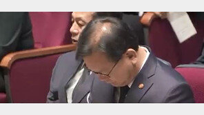 김부겸, 소방청 개청식서 눈물…“소방관 처우 획기적 개선 조치 필요”