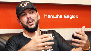 비야누에바 “ML 추종 말고 ‘KBO만의 길’로”