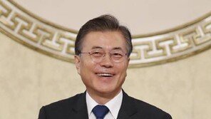 文 대통령, 청와대 텃밭 틈틈이 돌보는 중…키우는 작물은?