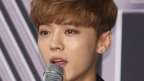 엑소 출신 루한 “내 여자친구는 관샤오퉁”…SNS에 열애 깜짝 공개
