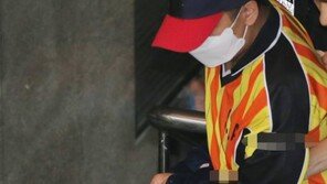 “천벌 받아야” “나쁜 놈” 어금니 아빠 현장검증, ‘왜 죽였나’ 질문에…