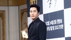 [동아포토]송승헌 ‘눈썹까지 블랙’