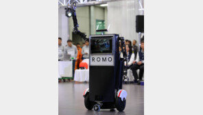 청각장애 운전자 지원… 외부소리 빛으로 알려줘 