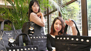 “백화점 사은품으로 한정판 가방드려요”