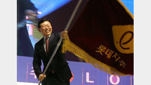 신동빈 ‘롯데지주 원톱’ 등극… 경영권 분쟁 완승