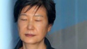 정의당 “박근혜 구속연장 당연한 결정…상식 실종된 9년 때문에 숨죽이며 기다려”