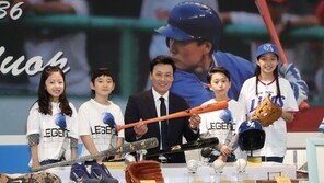 [청계천 옆 사진관]‘국민타자’ 이승엽의 야구인생을 한 눈에…