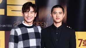 [동아포토]신하균-도경수 ‘이 조합 훈훈해~’