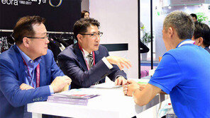 조현준 효성 회장, 中 상하이서 취임 첫 세일즈